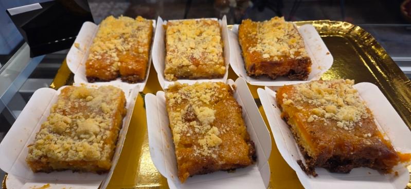 Pâtisserie artisanale d’Aux Gourmandises de Bévinda